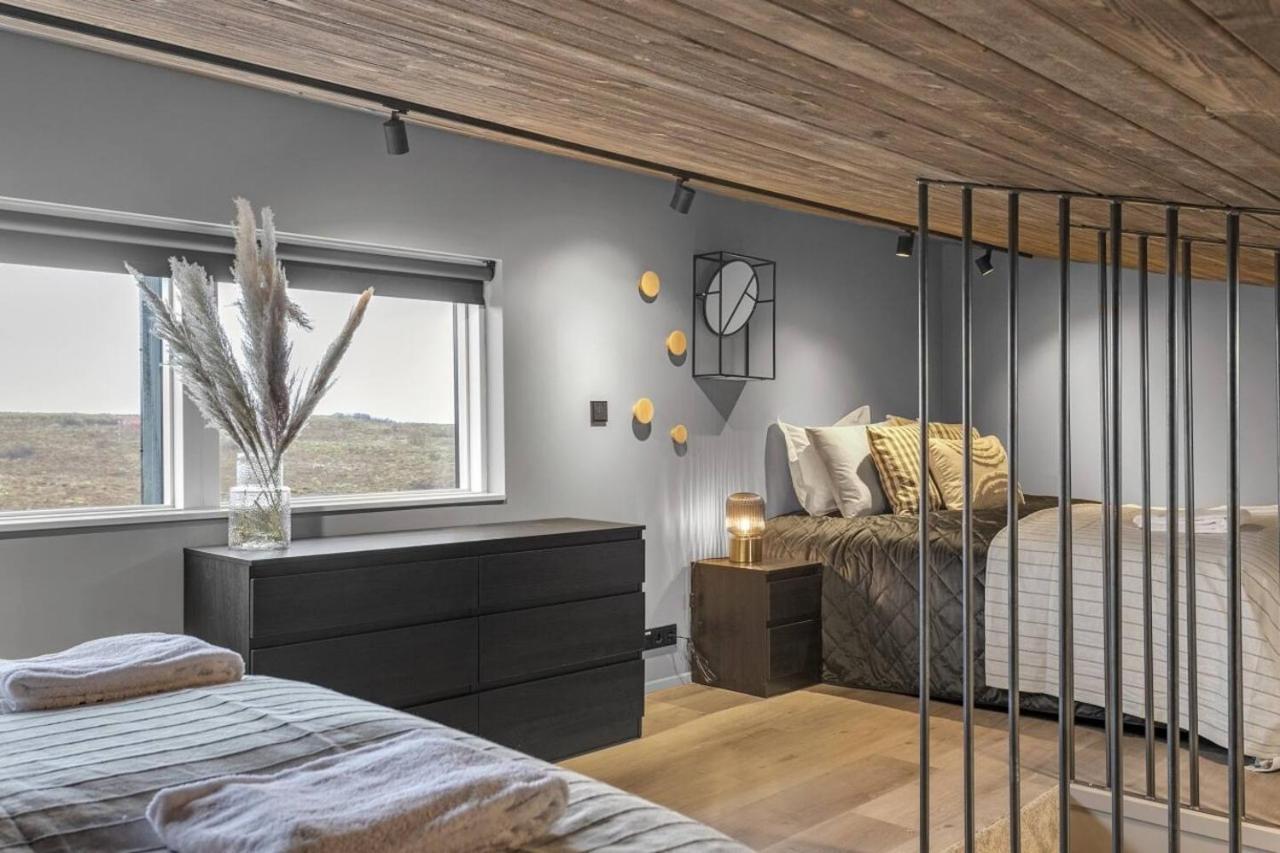 Luxury Log Home With A Hot Tub Selfoss Extérieur photo