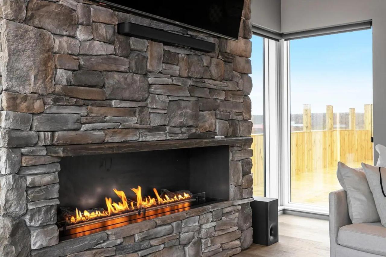Luxury Log Home With A Hot Tub Selfoss Extérieur photo